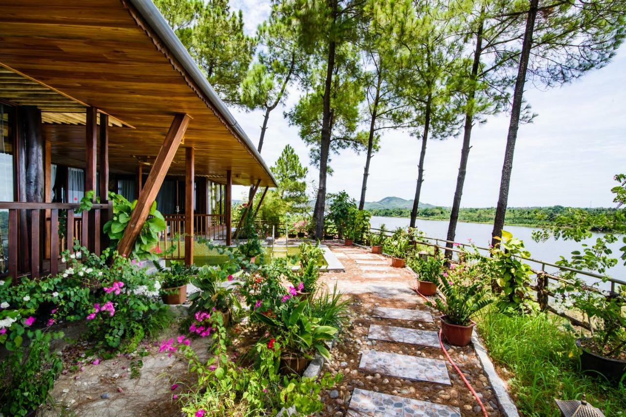 Sankofa Village Hill Resort & Spa Hue Exterior foto